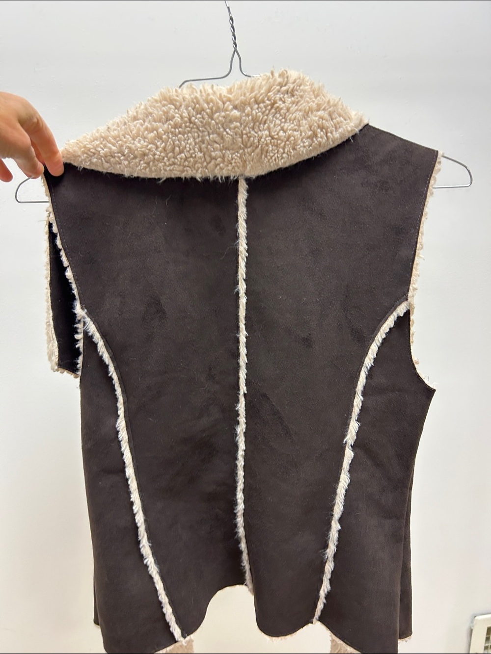 Knox Rose Black Faux-Shearling Open Front Vest with Cream Lining image 5